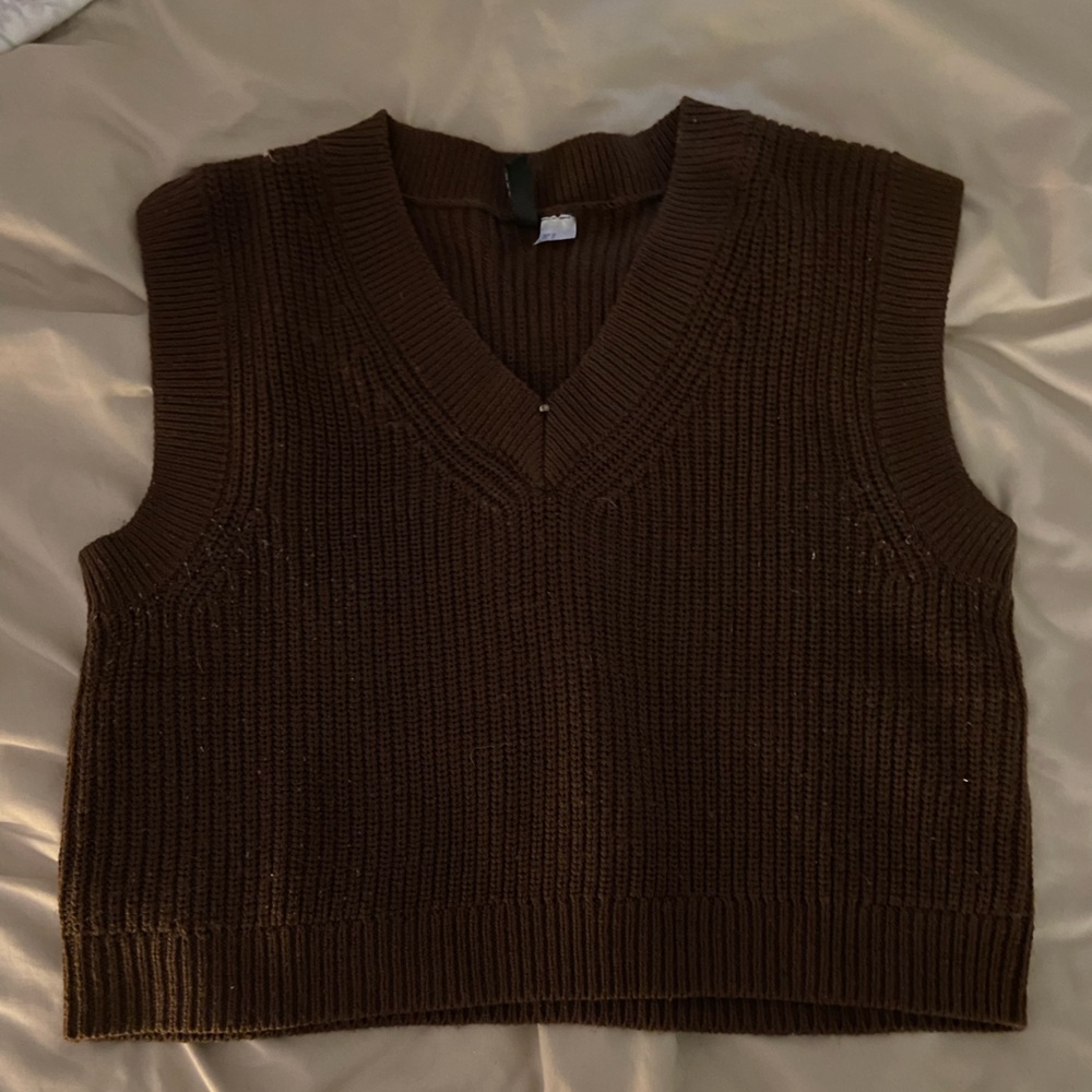 Women’s brown V-neck sweater vest